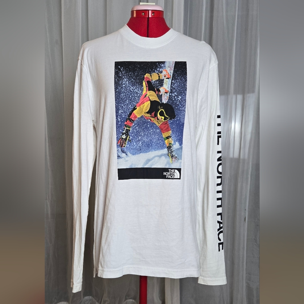 The North Face | Men's Small | Longsleeve Graphic White Tee